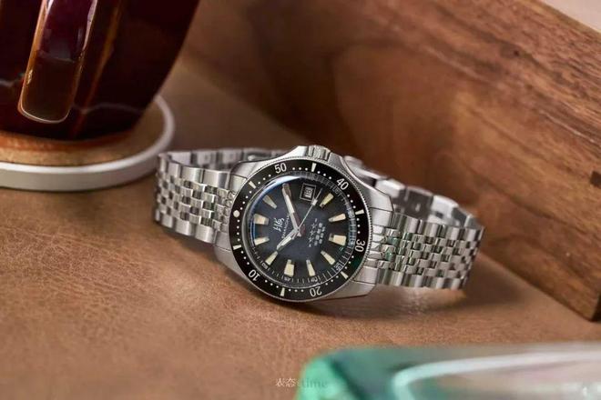 潜水表就是我一直在等的“国产小黑盾”终于等到了它的复刻！5k不到这块新品